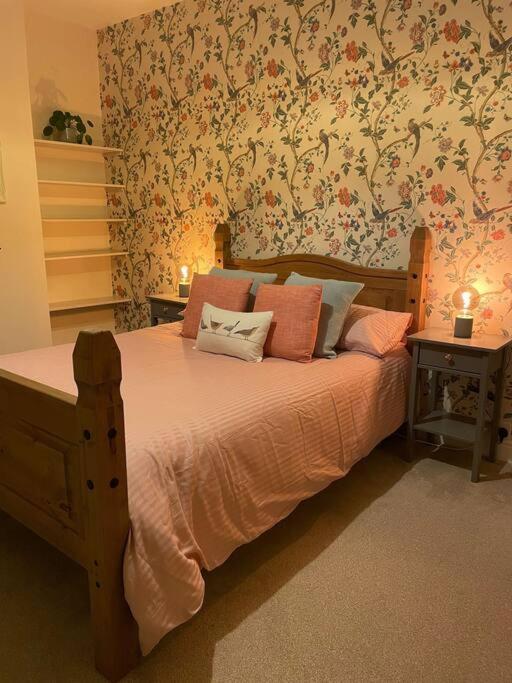 Gloucester Rd 2 Mins Away - Fab, New, Trendy House Bristol Bagian luar foto